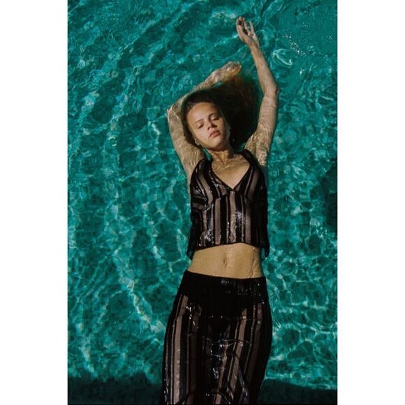 NWOT Zara Black Striped Organza Translucent V-Neck Halter Top, Size Medium - Picture 6 of 15